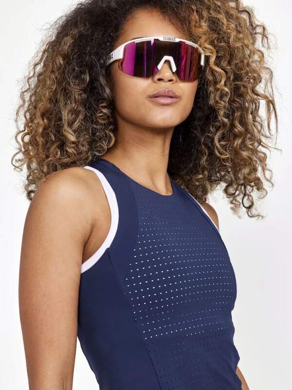 W Top CRAFT ADV Hit Perforated Tank - náhled 4