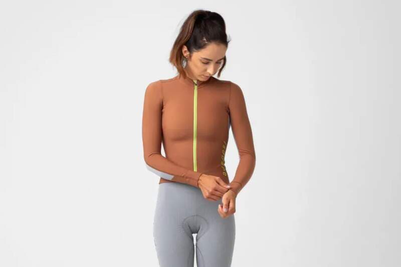 W Cyklodres ISADORE Echelon Thermal Long Sleeve Jersey Argan Oil - náhled 2